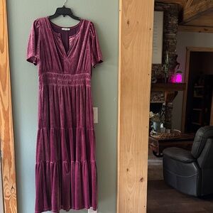 Women's Velvet Tiered Maxi Dress in Plum
